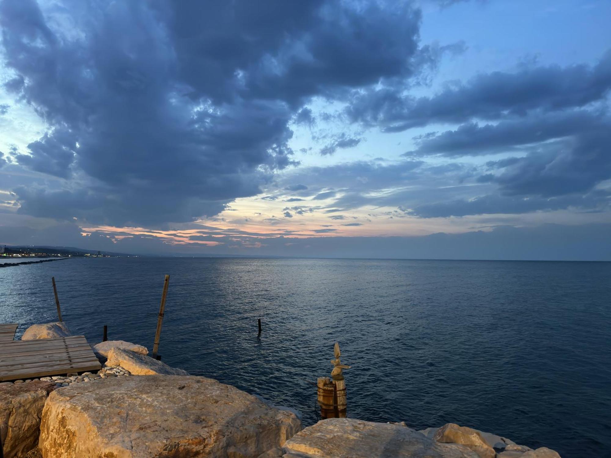 Elite Suite Home Termoli Bagian luar foto